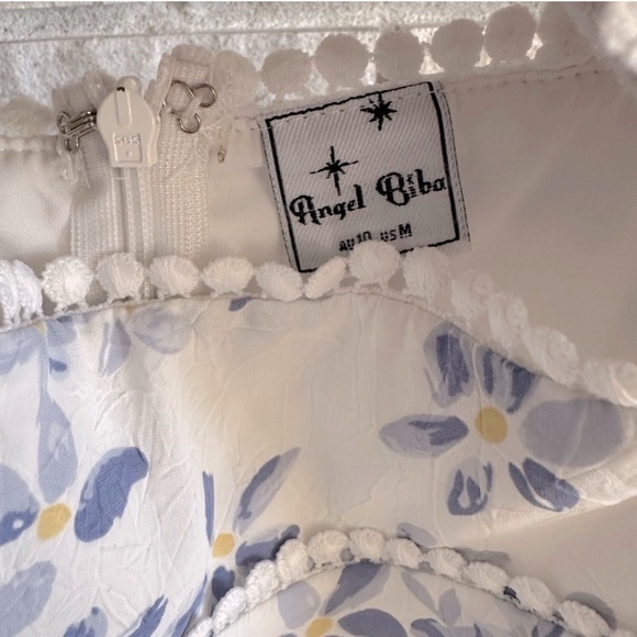 White Floral Midi Dress Size Small Side Slit Cottagecore Garden Girl Fairy - Picture 4 of 11